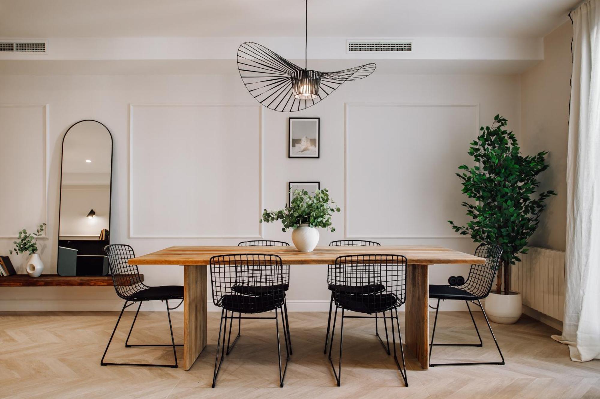 Lunalux Apartment Барселона Экстерьер фото