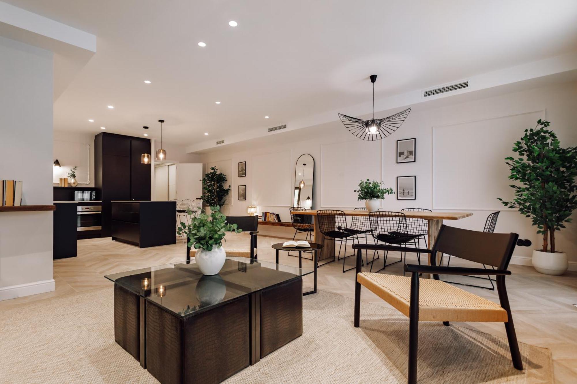 Lunalux Apartment Барселона Экстерьер фото