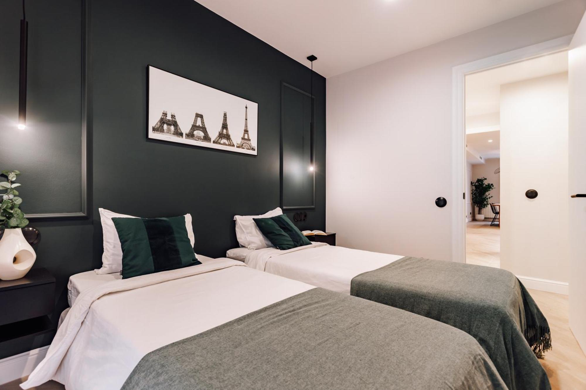 Lunalux Apartment Барселона Экстерьер фото