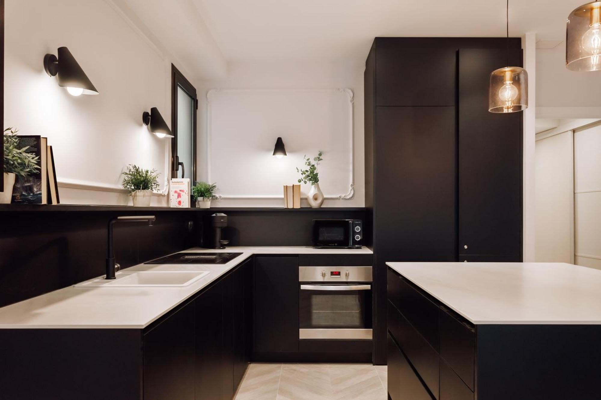 Lunalux Apartment Барселона Экстерьер фото